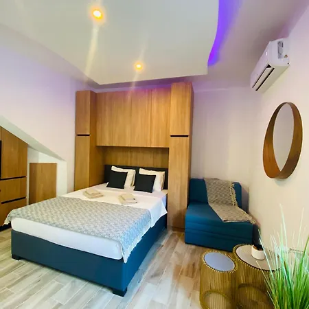 Apartment 7a Seven A