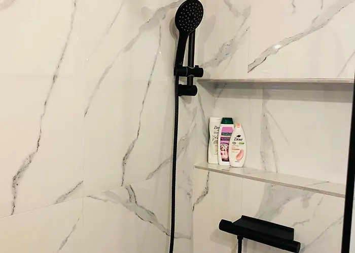 شقة 7a Seven A تْسْغيكفانِتْسا